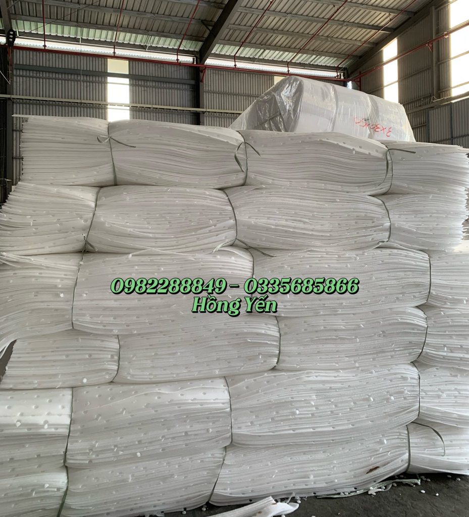 Màng xốp đục lỗ lót dưa hấu giá sỉ tại Long An